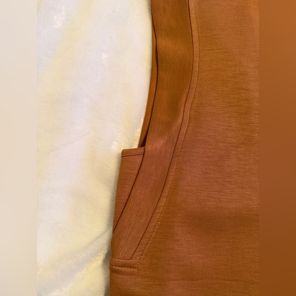 Tan Sleeveless Dress - Picture 4 of 11